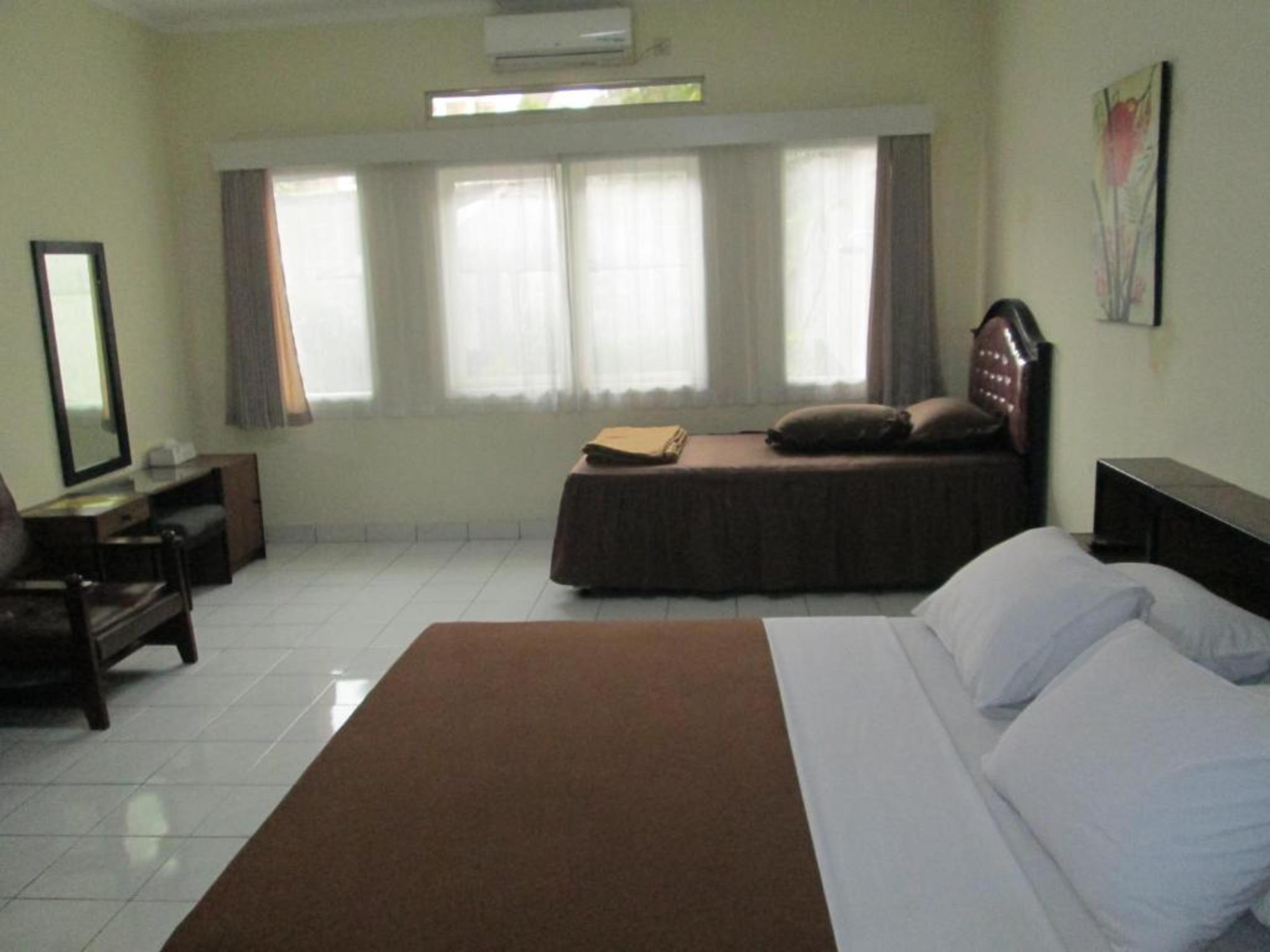 Rumah Anda Guest House By Zuzu Bandung Kültér fotó