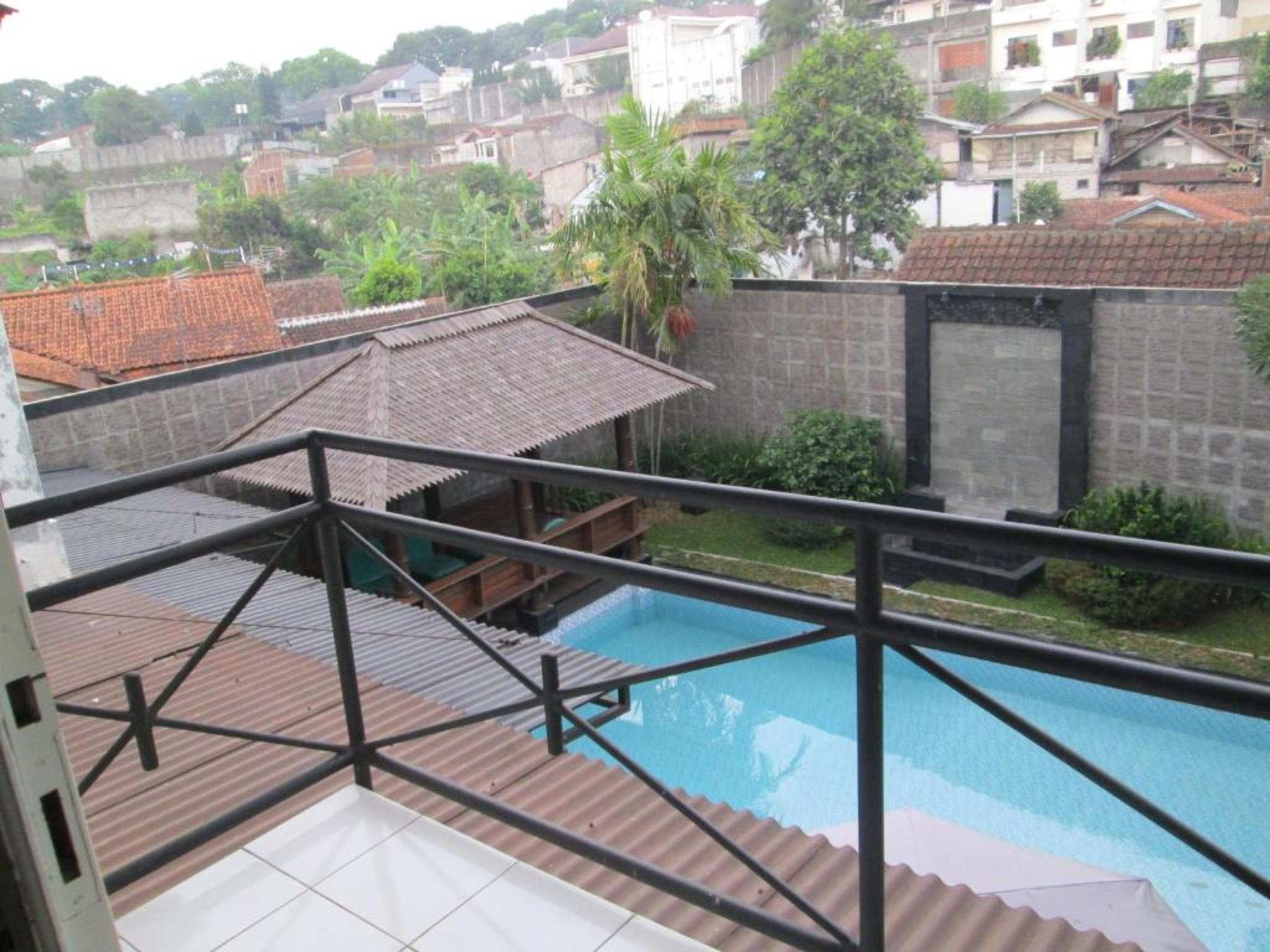 Rumah Anda Guest House By Zuzu Bandung Kültér fotó